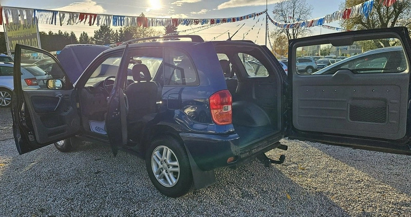 Toyota RAV4 cena 23900 przebieg: 240000, rok produkcji 2004 z Limanowa małe 631